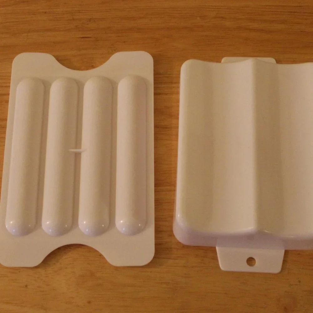 Vintage Microwave Hotdog Steamer